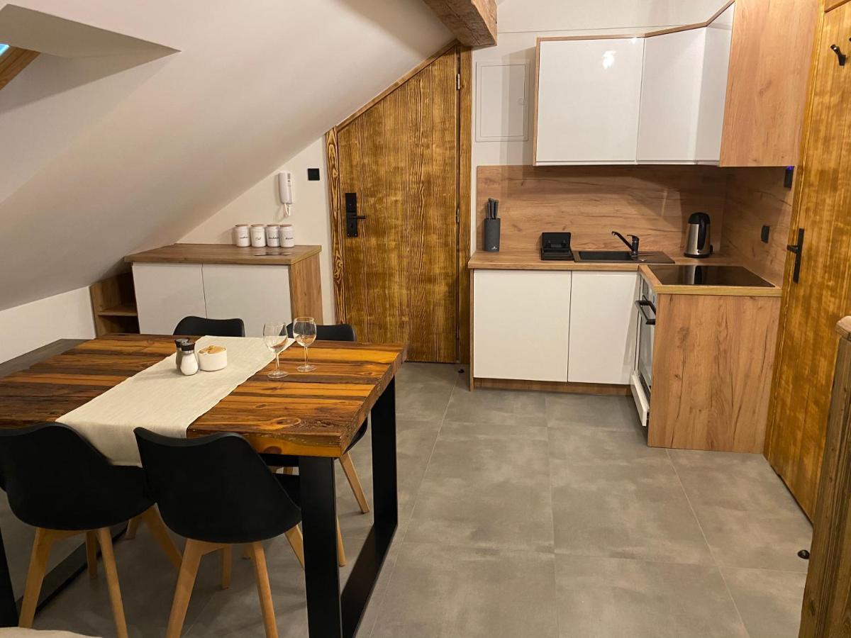 Zander Apartment *