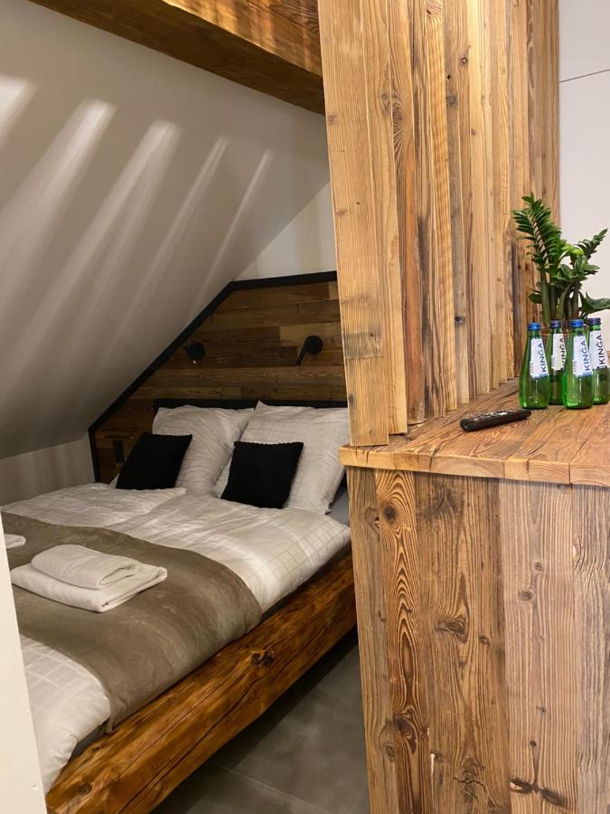 Zander Apartment