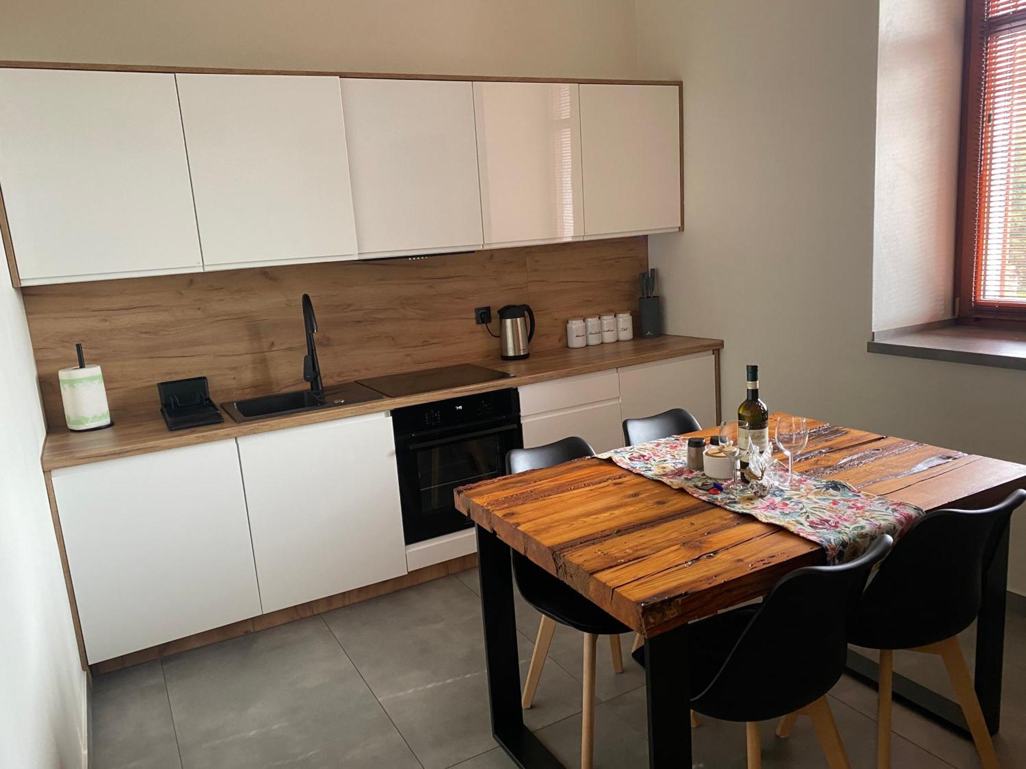 Zander Apartment *